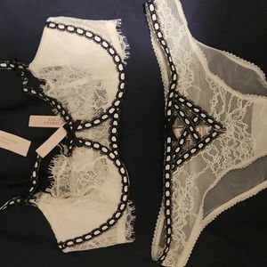 Victoria secret bra and panty set